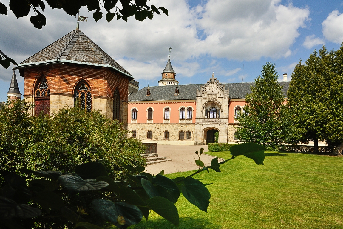 Novogotický zámek Sychrov (4)