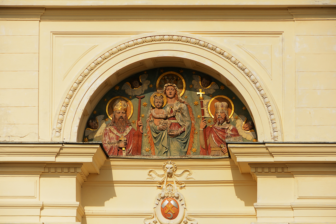 Průčelí kostela sv. Jakuba 
