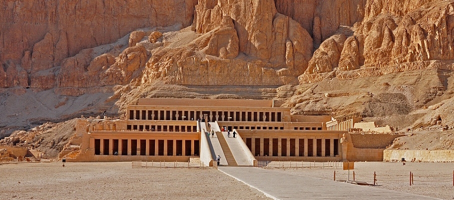 Luxor - Zádušní chrám královny Hatšepsut (1)